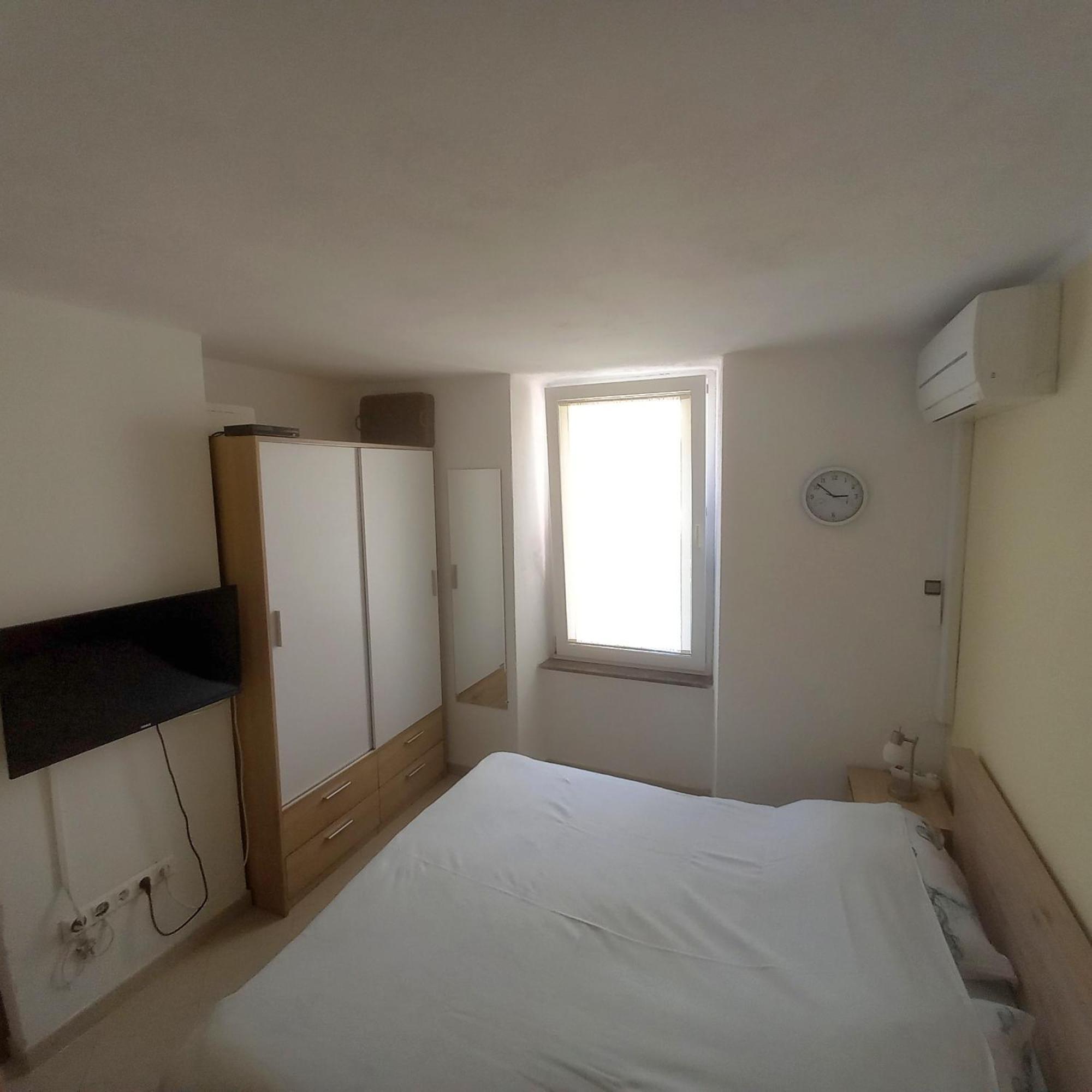 Apartment & Studio Elizabet 바슈카 객실 사진